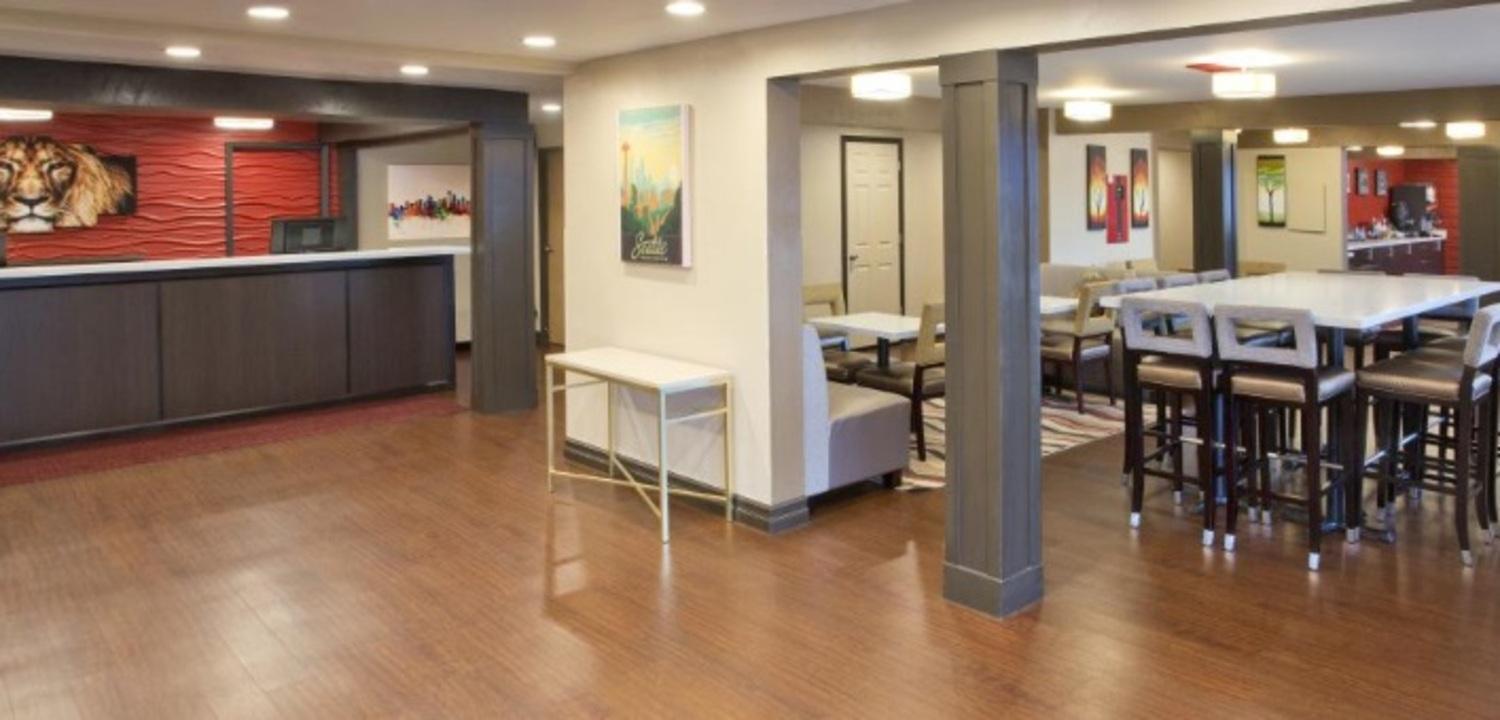Red Lion Inn And Suites Federal Way Esterno foto